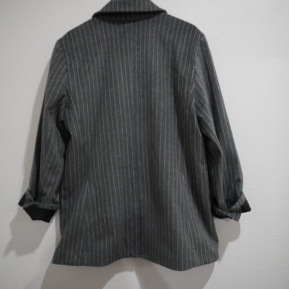 Grey Wool Like Pinstripe Relaxed Over Sized Fit Blazer - Women's Size La… - Picture 5 of 14